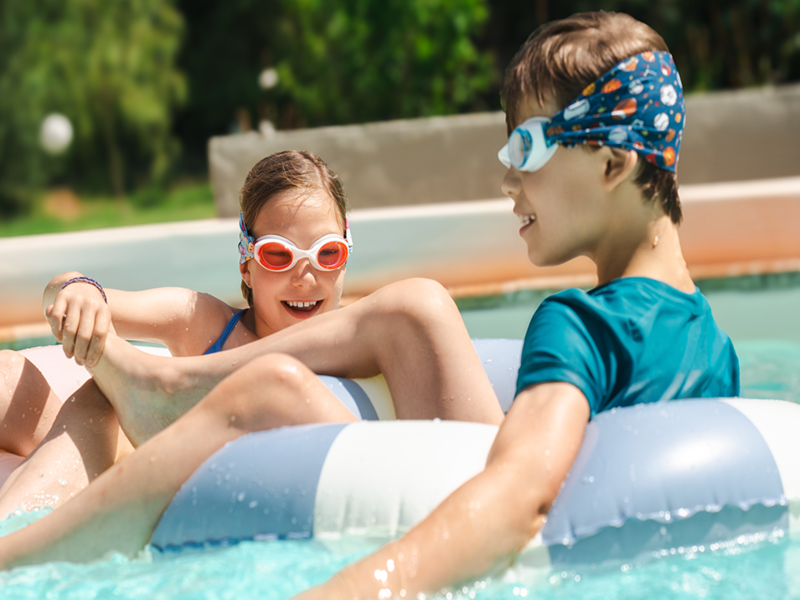 Pourquoi les lunettes Waterplops changent la vie à la piscine (et à la plage) 🌊😎